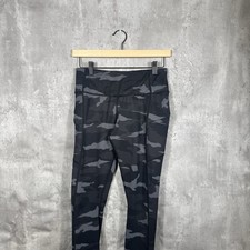 Athleta Leggings Womens Small Black Camo Contender 7/8