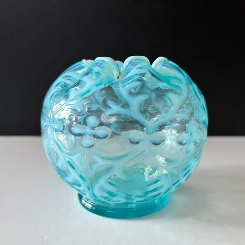 RARE Vintage “Spanish Lace” Rose Bowl by NORTHWOOD or Fenton Blue Opalescent