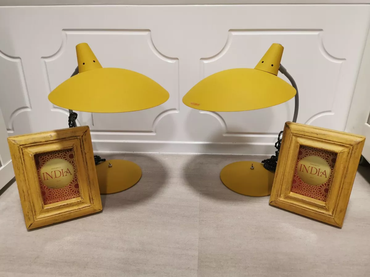 Beautiful set of Night side table LAMPS wit Picture Frames