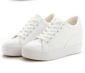 women's high top athletic shoes