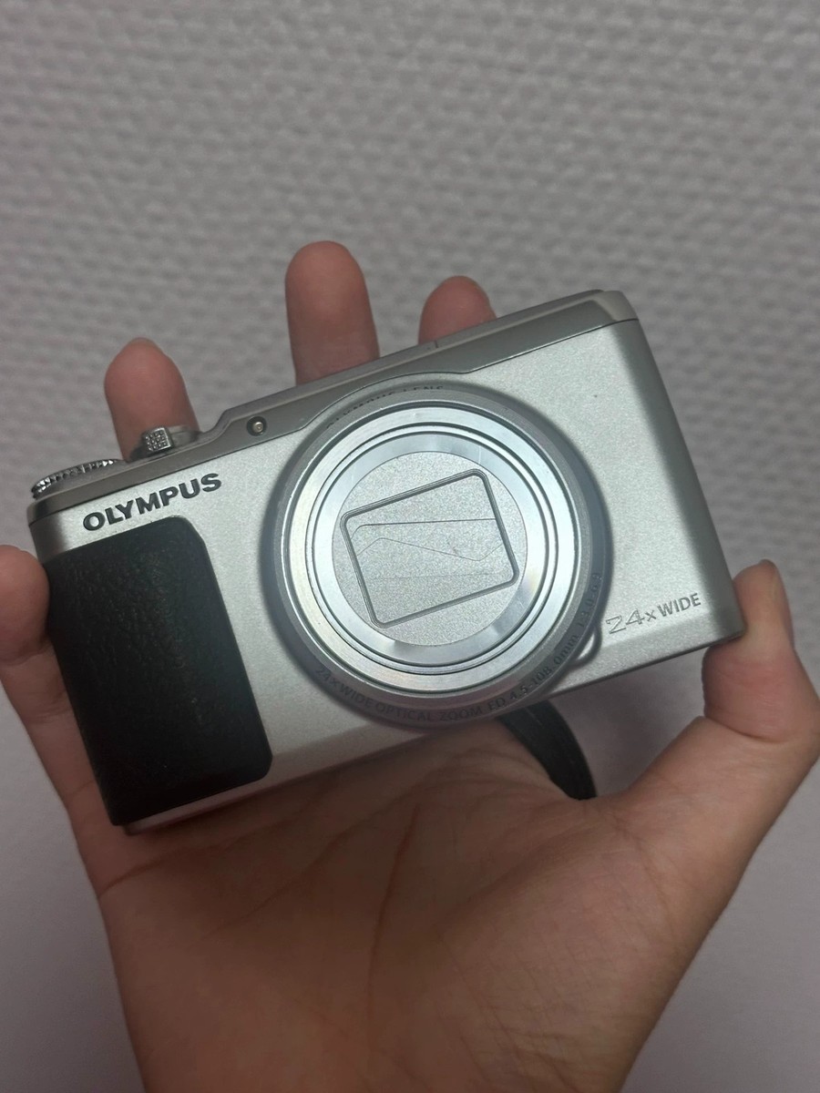 Fotocamera Digitale Olympus Stylus SH-50, 10.1 MP, Zoom 24x, Colore Argento, Usata Ma Funzionante