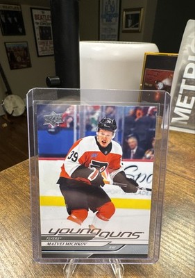 2024-25 Upper Deck Series 2 - Young Guns Matvei Michkov #492 (RC)