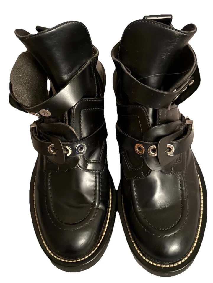 Botas de cuero para mujer Balenciaga Ceinture talla 38EU 8US excelente estado Foto 3 de 4