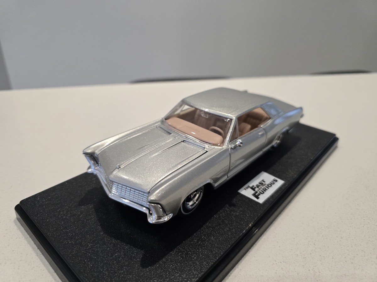 Fast & Furious 1:24 Scale Diecast Car Dom's Buick Riviera Custom