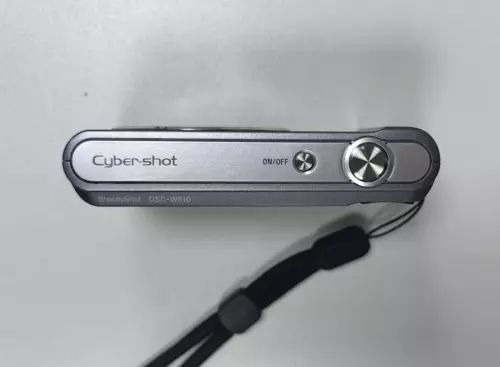 Sony Cyber-shot DSC-W810 CCD Digital Camera Silver Grey-85% New - Picture 8 of 8