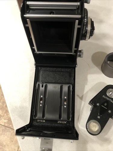 Rolleiflex 2.8F TLR, Planar 80mm - Exl't Cond, Working Meter, In USA - Picture 9 of 21