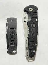 Lot of 2 SOG Pocket Knives - Salute Mini - Micron II