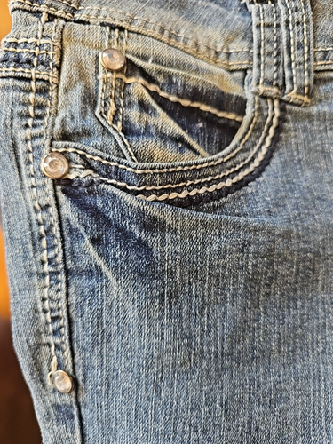 Roz & Ali Blue Denim Bling Bootcut Medium Wash Stretch Jeans Women's Size 6 - Picture 3 of 10