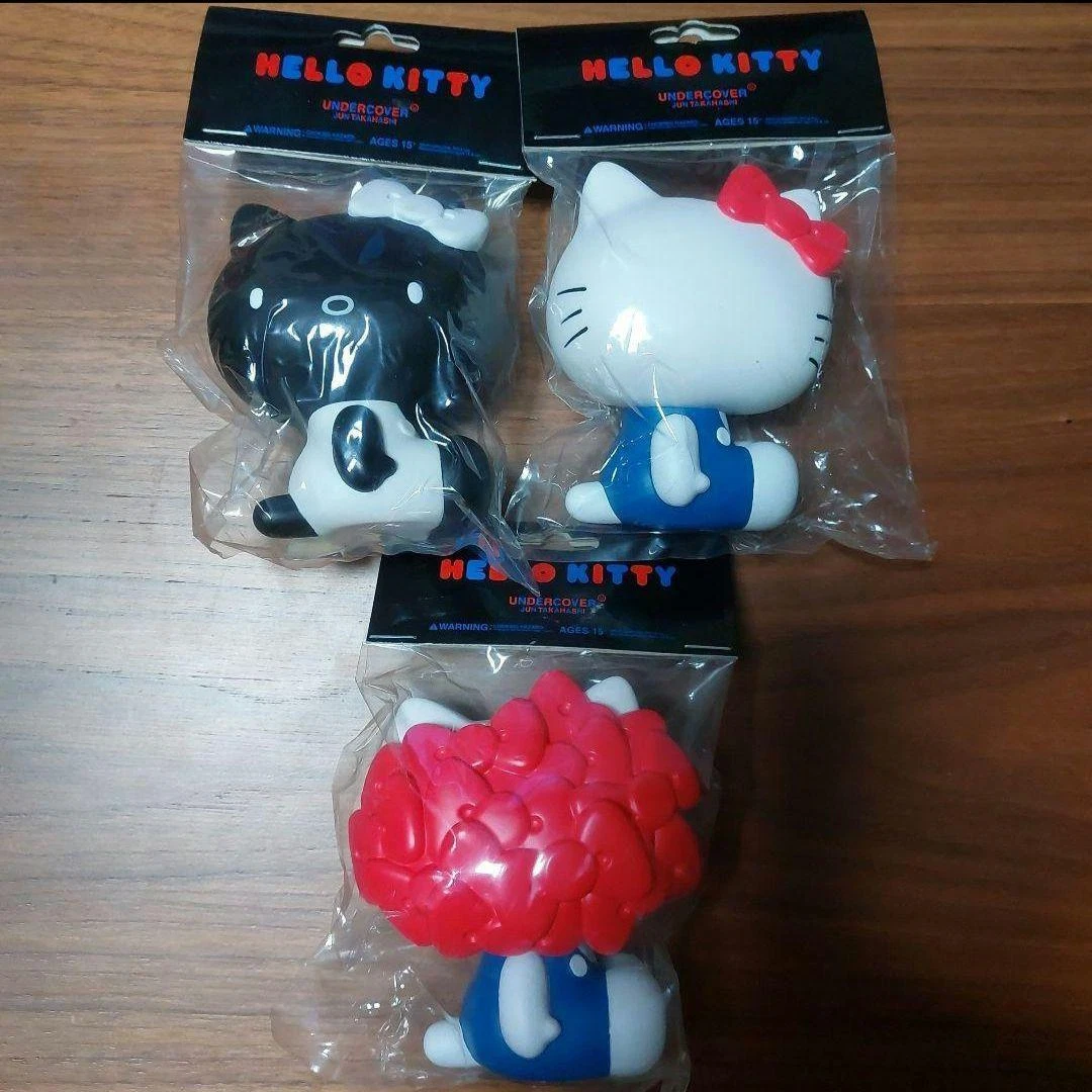 Rare Unused Hello Kitty UNDERCOVER Figure Set Of 3 Sanrio Dolls