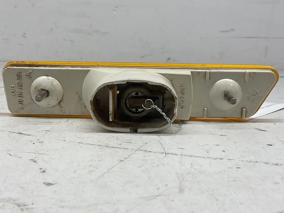 Luz de señalización del lado izquierdo/del conductor Porsche 928 1978-1986 92863141102 94826 Foto 2 de 2