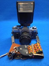 Canon AE-1 SLR 35mm FD 50mm f/1.8 Lens Film Camera With Canon SPEEDLITE 199A