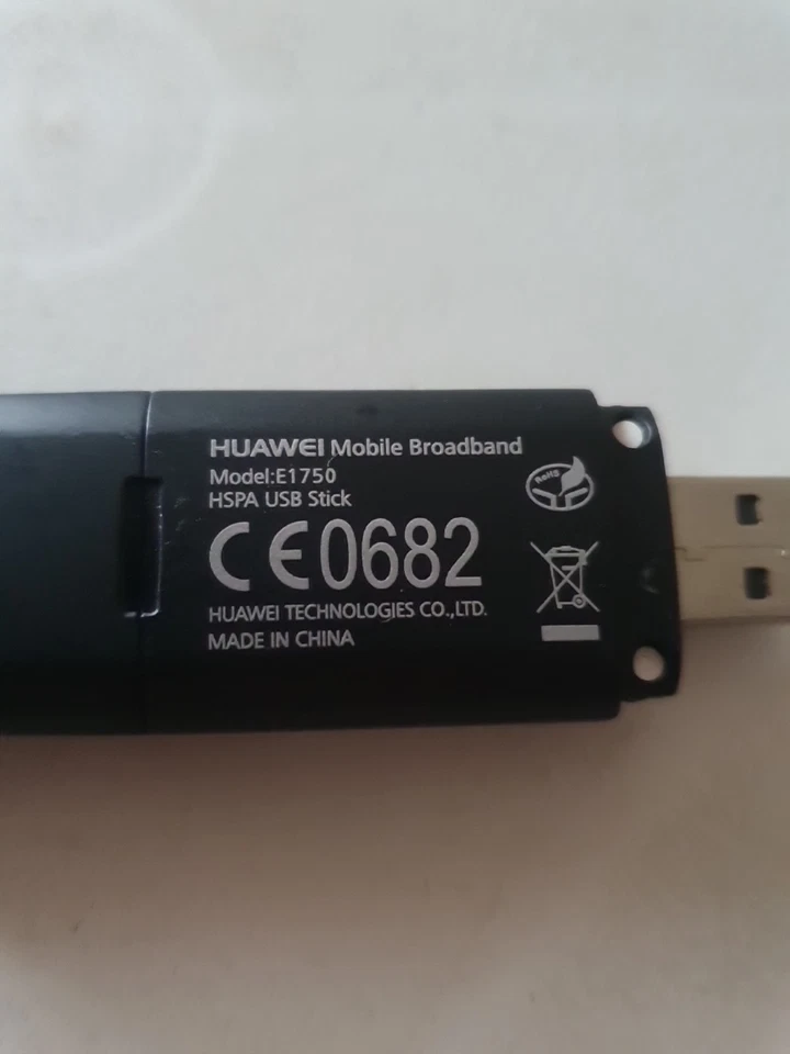 Huawei E1750 T-Mobile USB 3g Mobile Broadband Dongle - Image 3 of 3
