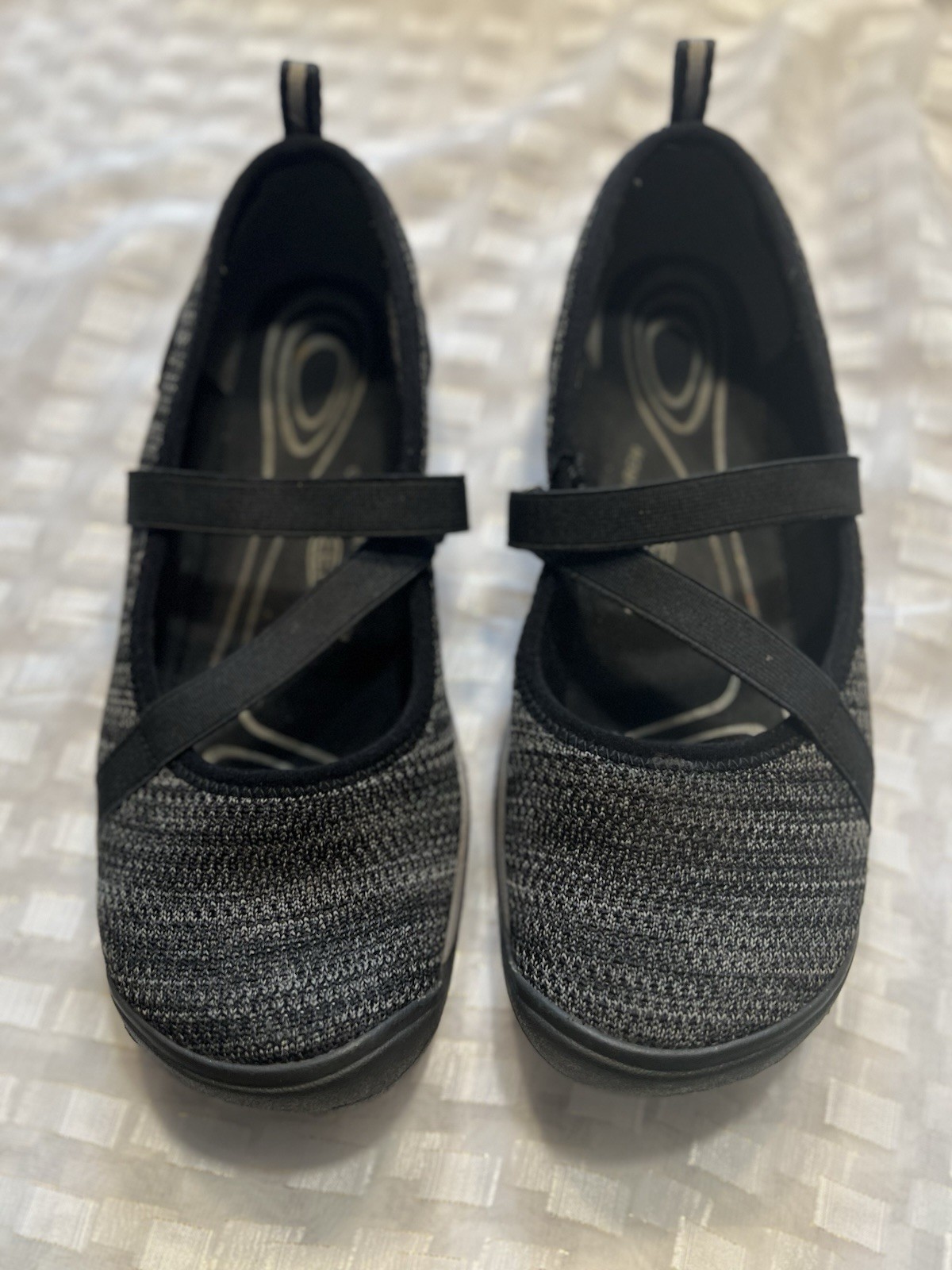 Scarpe da passeggio Keen donna Hush Knit MJ nere slip on taglia 9