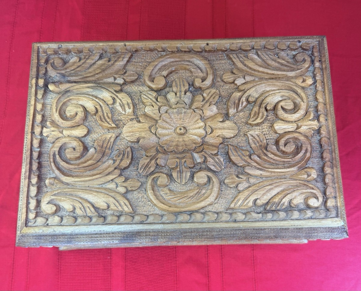 Vtg Kashmiri Hand Carved Walnut Wood Jewelry Box Secret Lock