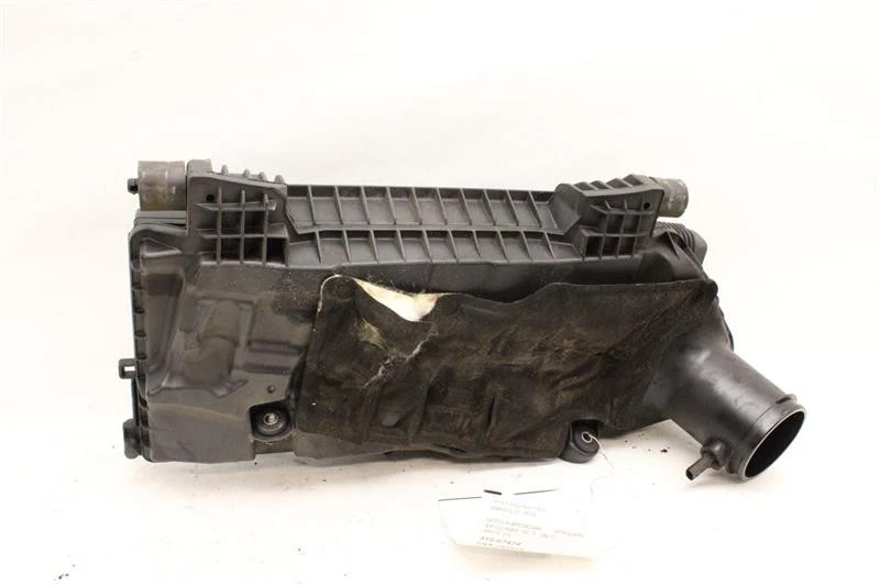 Used Air Cleaner Assembly fits: 2014 Mercedes-benz Mercedes glk-class 204 Type G Foto 3 de 4