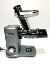 AMZCHEF Slow Masticating Juicer Extractor ZM1532 Upgraded Version. Ex Condition
