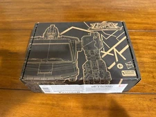 Transformers Legacy Generations Select DK-2 Guard