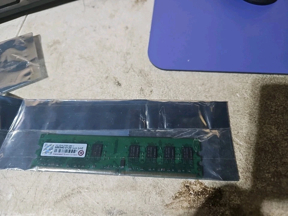 New Transcend 686940 PC2-6400 2GB DDR2 800MHz Unbuffered DIMM Memory #s16 - Image 2 of 2