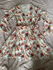 NA-KD Women’s Overlap Ruffled Chiffon Dress Size 42