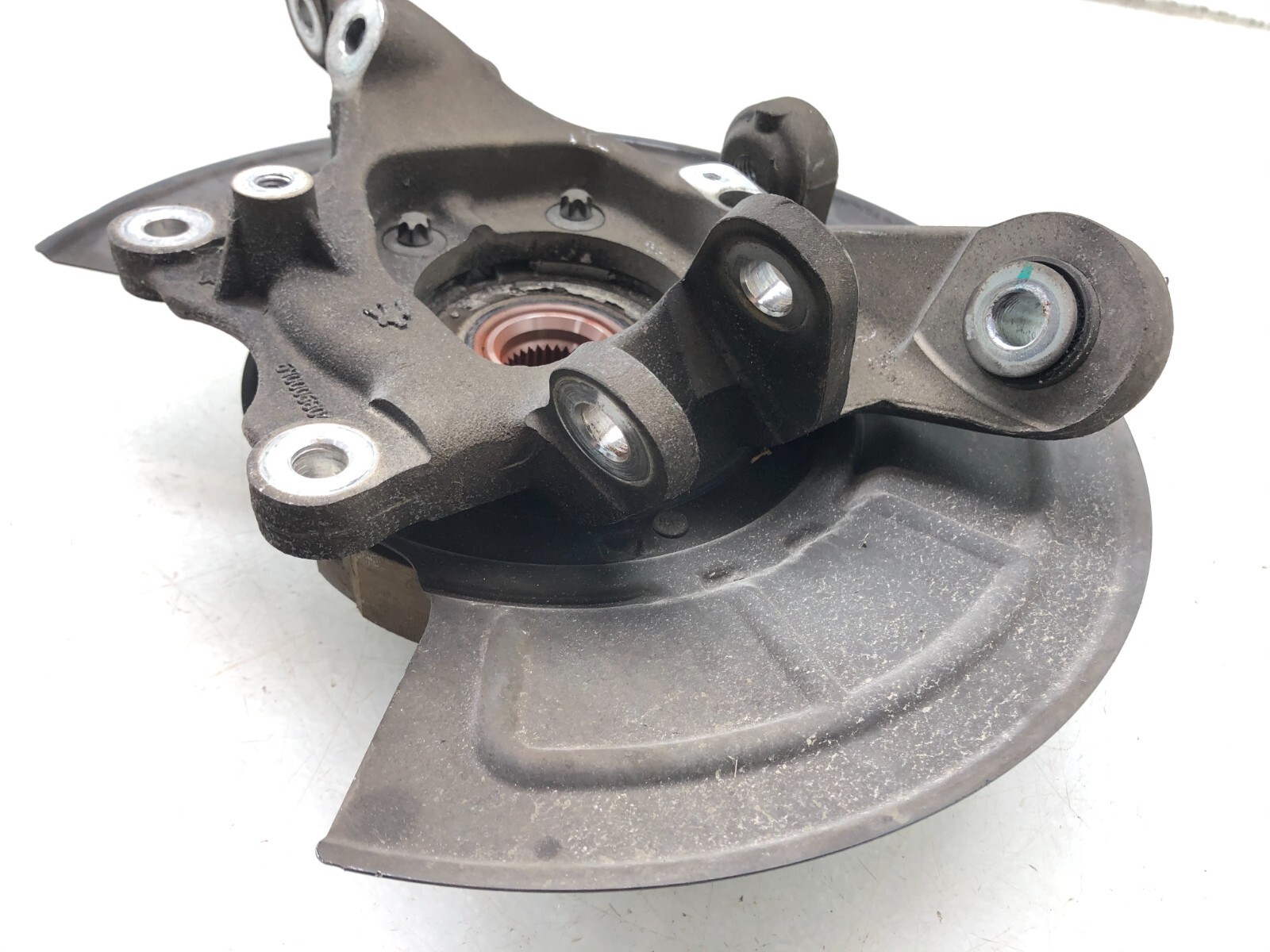 2014-2017 MASERATI GHIBLI S RWD LEFT DRIVER REAR SPINDLE KNUCKLE HUB OEM.