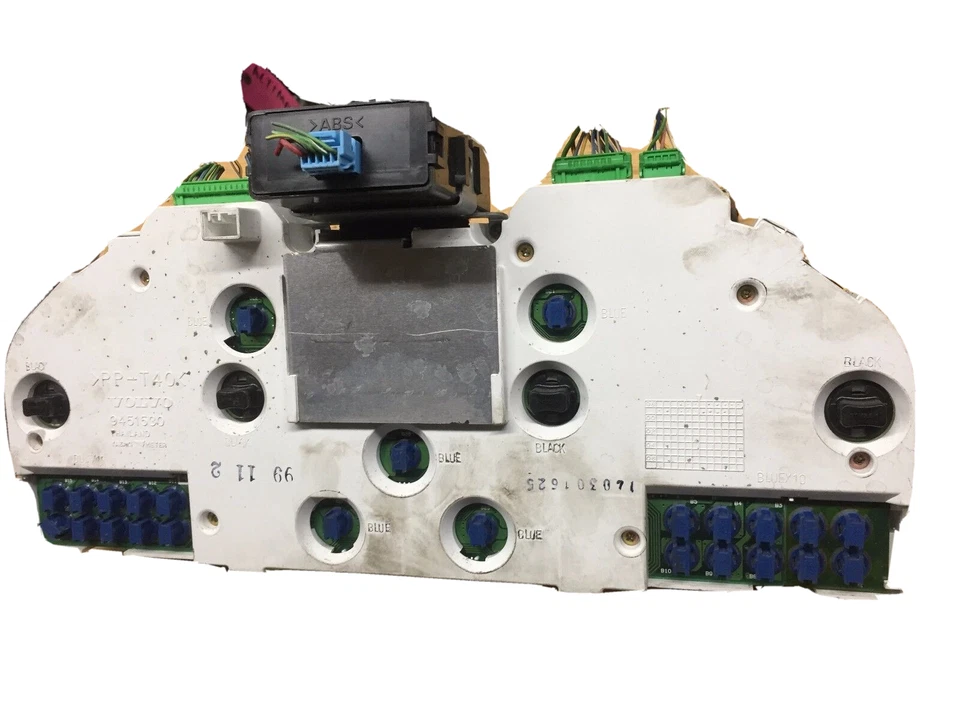 2000 VOLVO S70 ПРИБОРНОЙ ПАНЕЛИ СПИДОМЕТР 9168144 OEM (65 G) - Изображение 4 из 4