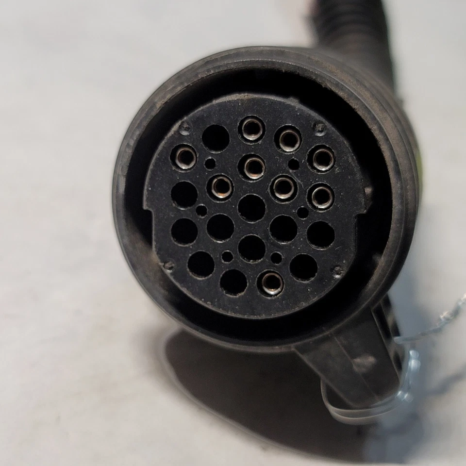 ⭐⭐OEM 2010-2014 VOLKSWAGEN GTi TRANSMISSION MAIN CONNECTOR⭐⭐ - Image 2 of 2