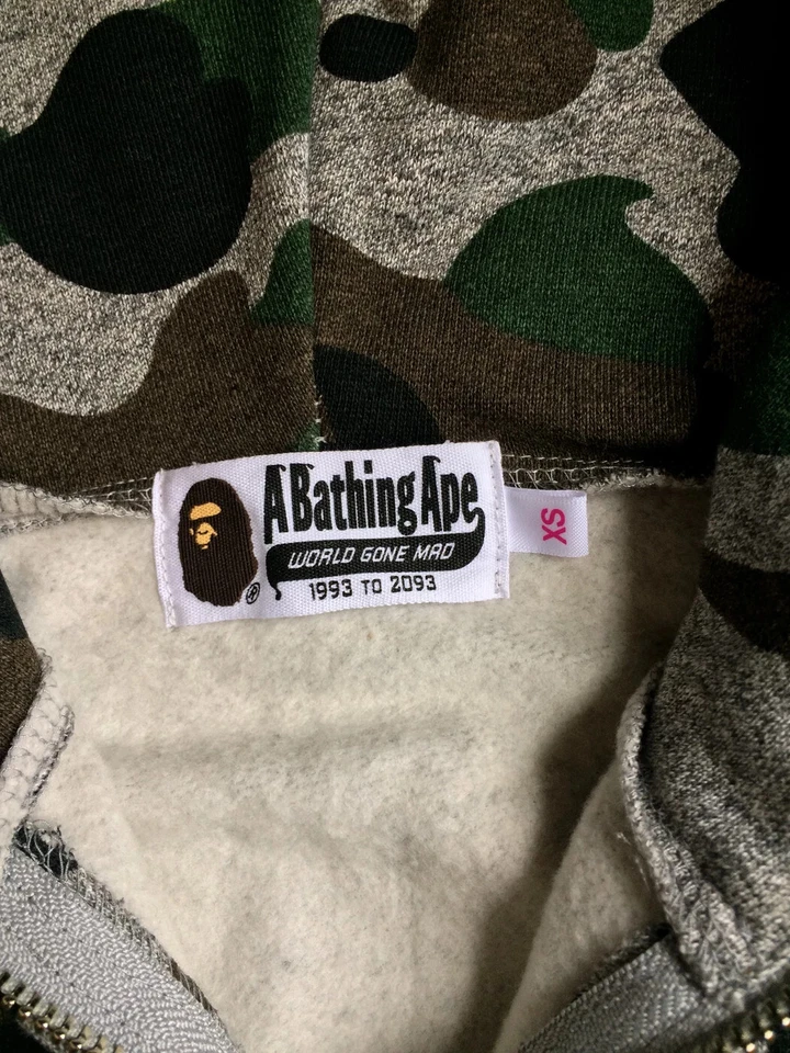 Sudadera con Capucha OG Bathing Ape Camuflada Tiburón - Bape Supreme Y3 Solista Off White Milo Foto 4 de 4