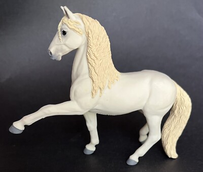 2004 Wild Safari Ltd. White ANDALUSIAN Stallion Horse Figure, HB