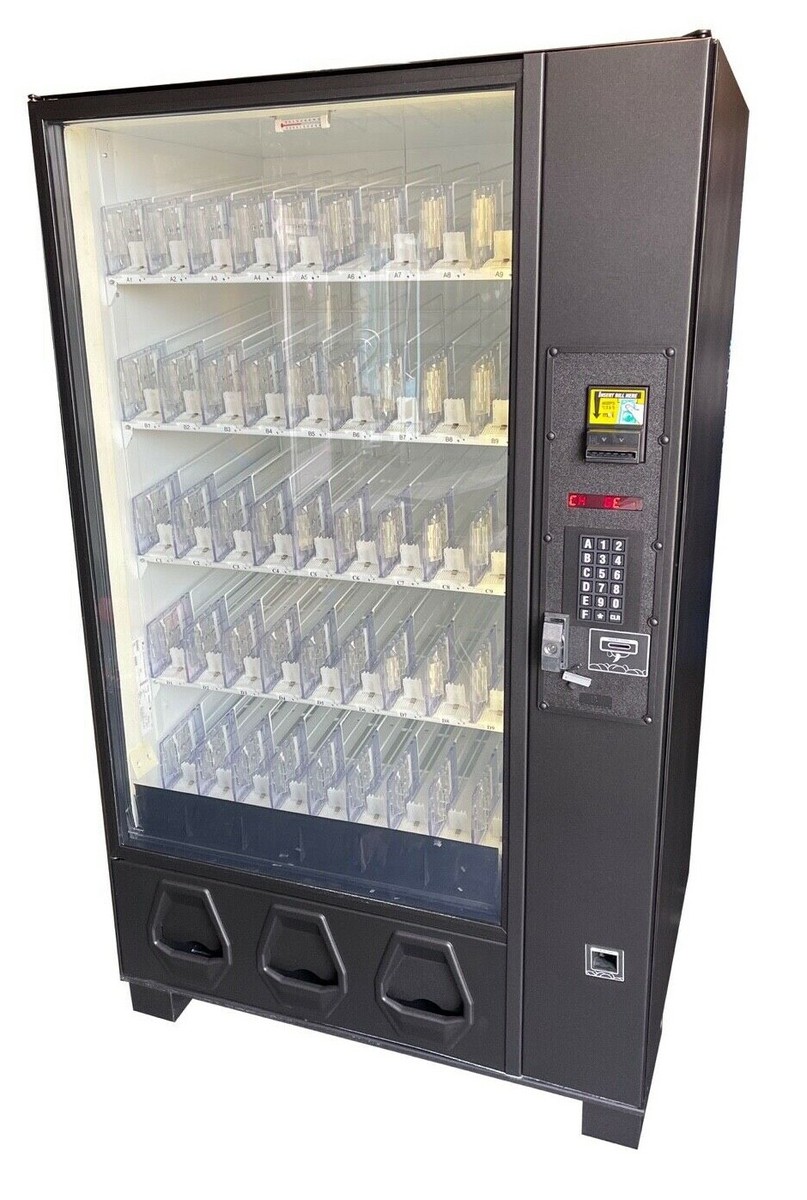 Dixie Narco BevMax 5591 Glass Front Beverage Vending Machine FREE