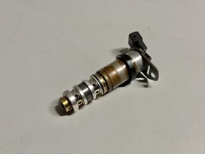 Zylinderkopf Magnetventil BMW 116i E81 2011 13150926, 11367561264, 7561264