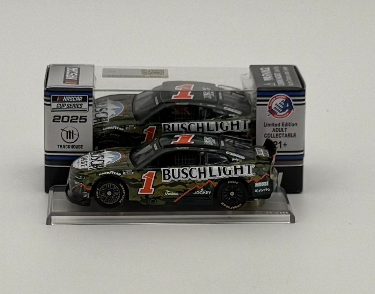 2025 ROSS CHASTAIN #1 Busch Light Camo 1:64 In Stock | eBay