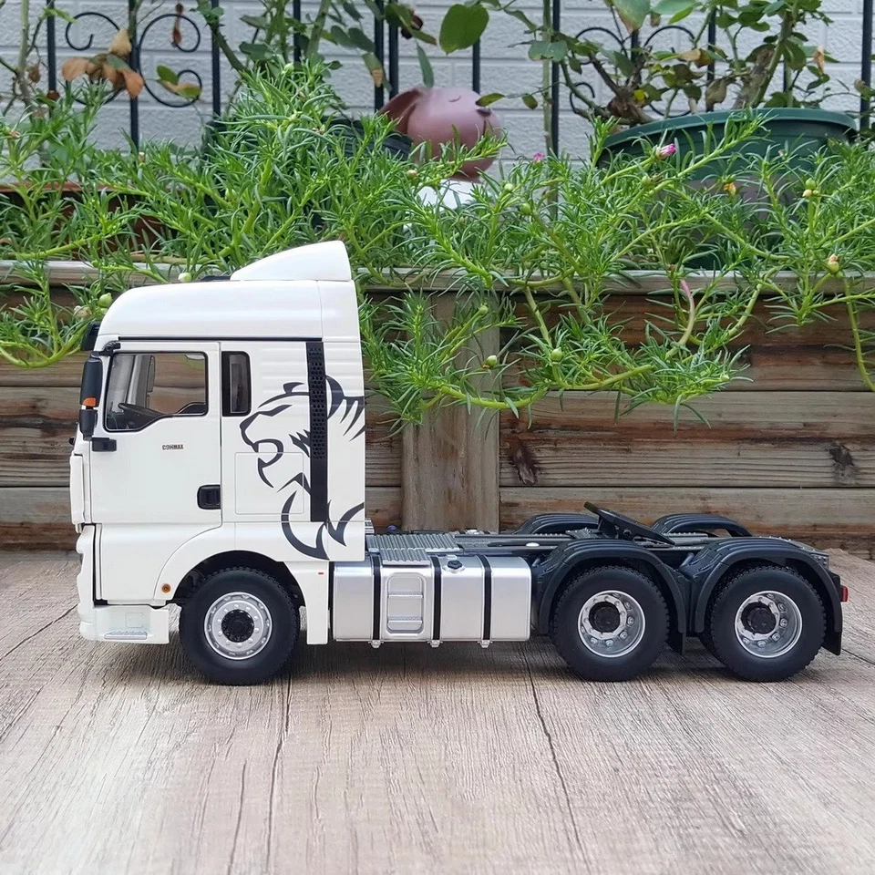 1/24 Scale SITRAK-C9H White Truck Tractor Diecast Car Model Toy Gift - Image 3 of 4