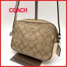 COACH beige logo shoulder bag stylish cute 23a