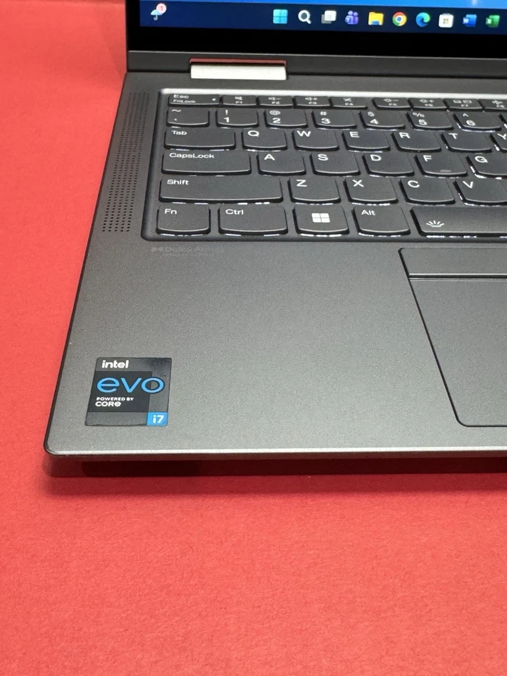 Lenovo Thinkpad X1 YOGA Gen 6 11ª Gen i7 1165G7 2.8GHz 8GB RAM 256GB SSD Foto 3 de 4