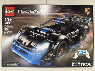 LEGO Technic Porsche GT4 e-Performance 42176 834 pcs Control+ 10+
