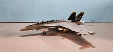 US NAVY F/A-18F "JOLLY ROGERS" (75TH ANNIVERSARY) 1:100 SCALE DIECAST MODEL