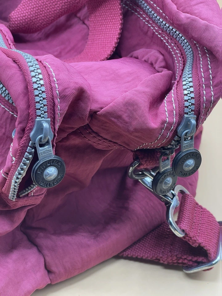 Bolso de mano KIPLING rosa mensajero bolso escolar Foto 4 de 4