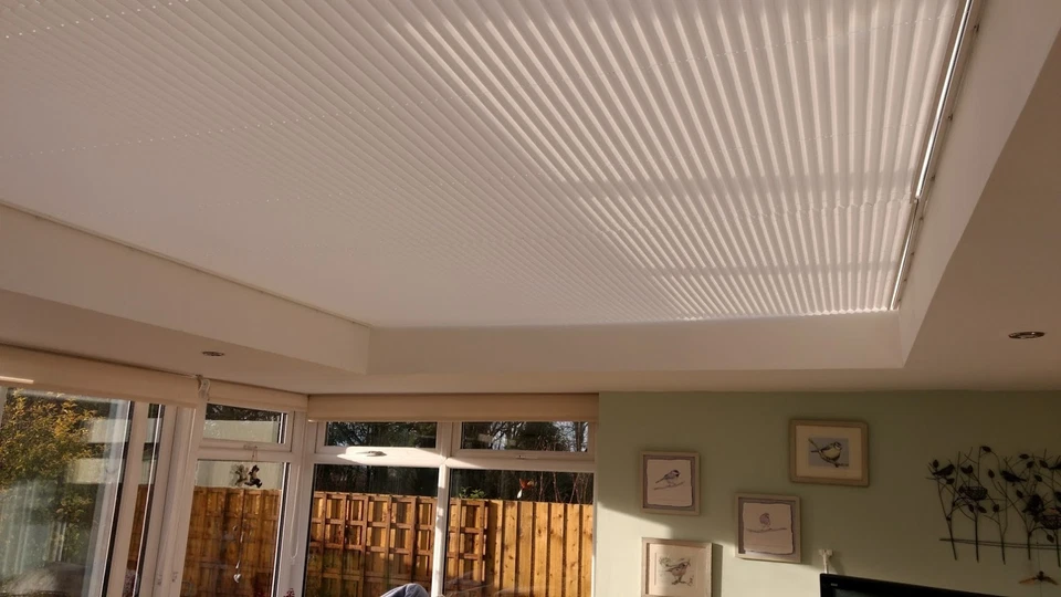 PLEATED ROOF THERMAL BLINDS CONSERVATORY, LANTERN, ORANGERY  -  PLAIN WHITE - Image 3 of 4
