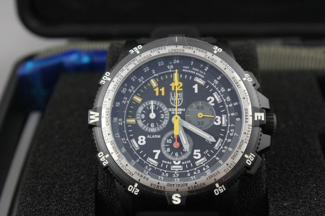 luminox 8842