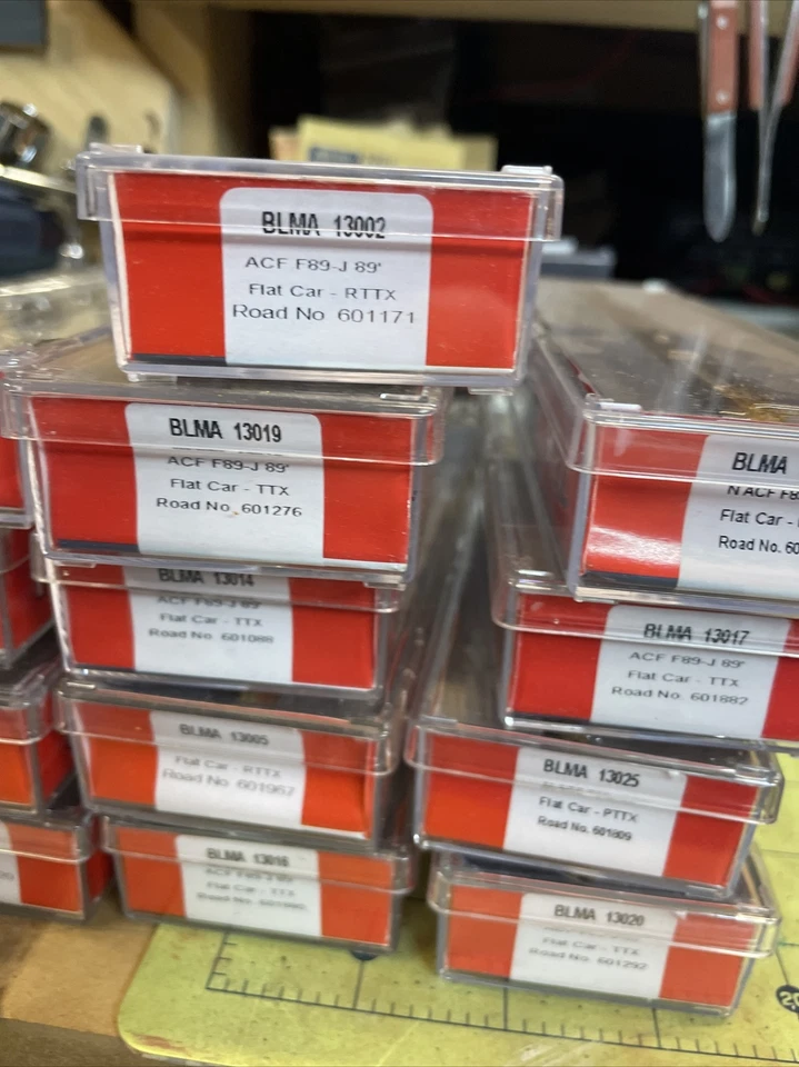 BLMA 1300x N Scale ACF F89-J89' Flat Car - RTTX - Image 3 of 4