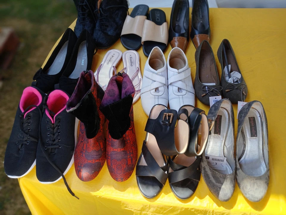 Desigual Lot chaussures femme 39 décontracté cuir & synthétique pour revendeur - Photo 4/4