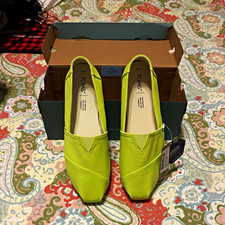 TOMS Womens Neon Yellow Canvas Slip-On Flats ...