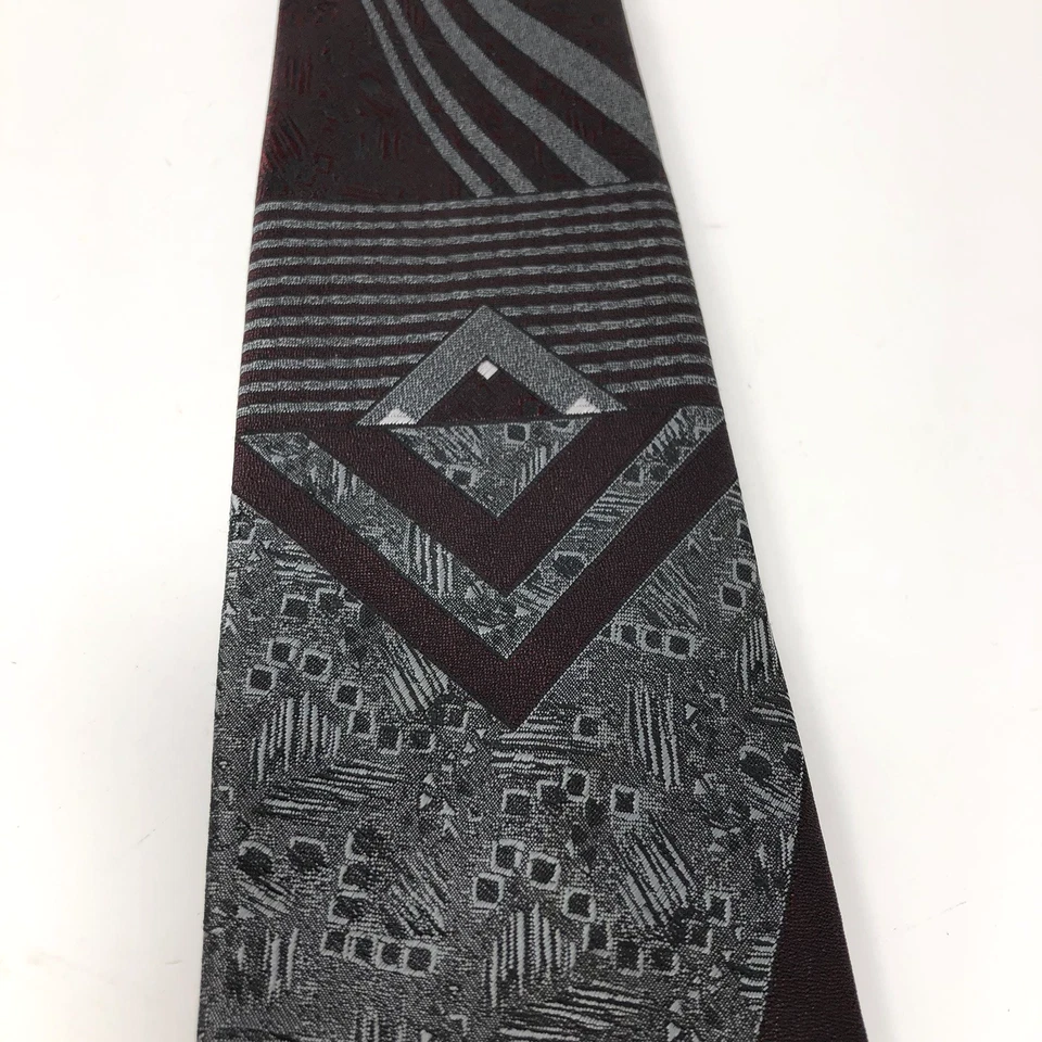Corbata Vintage Bugle Boy Púrpura Borgoña Gris Abstracto Geométrico Poliéster EE. UU. Foto 3 de 4