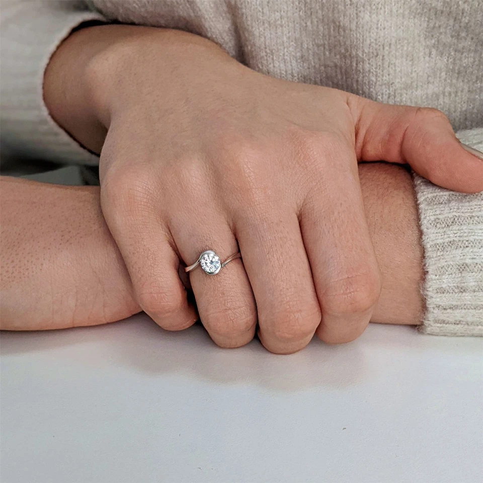 Silverly Anello Di Fidanzamento Argento 925 Zirconia Cubica Ovale Brillante - Immagine 4 di 4