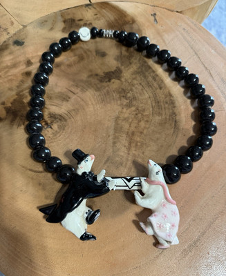 Rare 1970 s Vintage Parrot & Pearls Dancing Polar Bears Necklace 20 