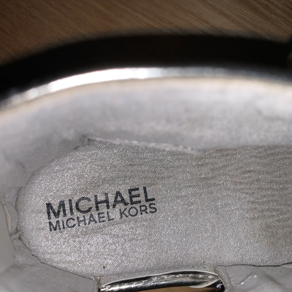 Michael Kors Bebé Tilly Dahnia Infantil Niñas "MK" Sandalias Planas Talla 1 Foto 4 de 4