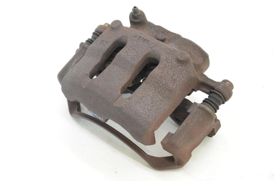 Conjunto pinza delantera izquierda conductor Nissan Pickup D21 93-97 Foto 4 de 4