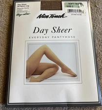 Nice Touch Day Sheer Everyday Pantyhose Womens Size C Soft Taupe 100% Nylon