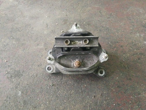 Audi A4 S4 B8 8K 2009 Getriebelager Getriebed?mpfer Diesel 105kW AMD9038