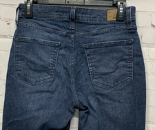 Levi's Signature Women's Jeans Size 27  Shaping Skinny Measures 27x31 READ